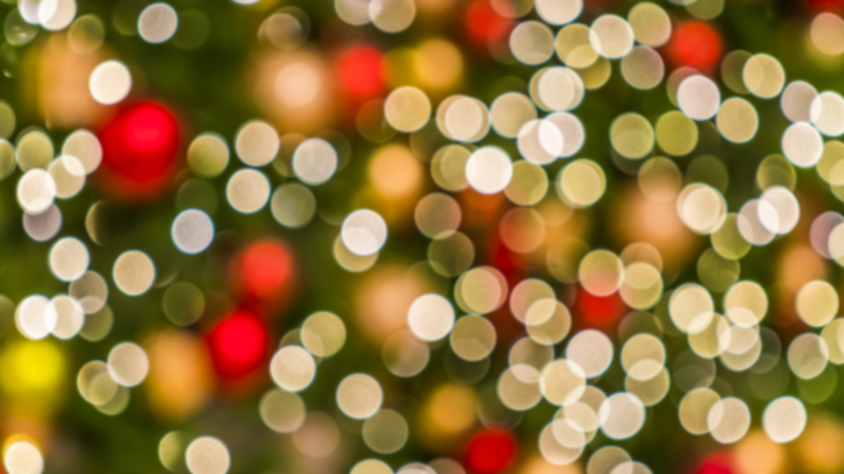 How to Pick Eyewear that will Match your Holiday Party Look